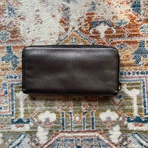 Fossil Pewter Wallet With Zipoer closure, card slots zipper closure for coins